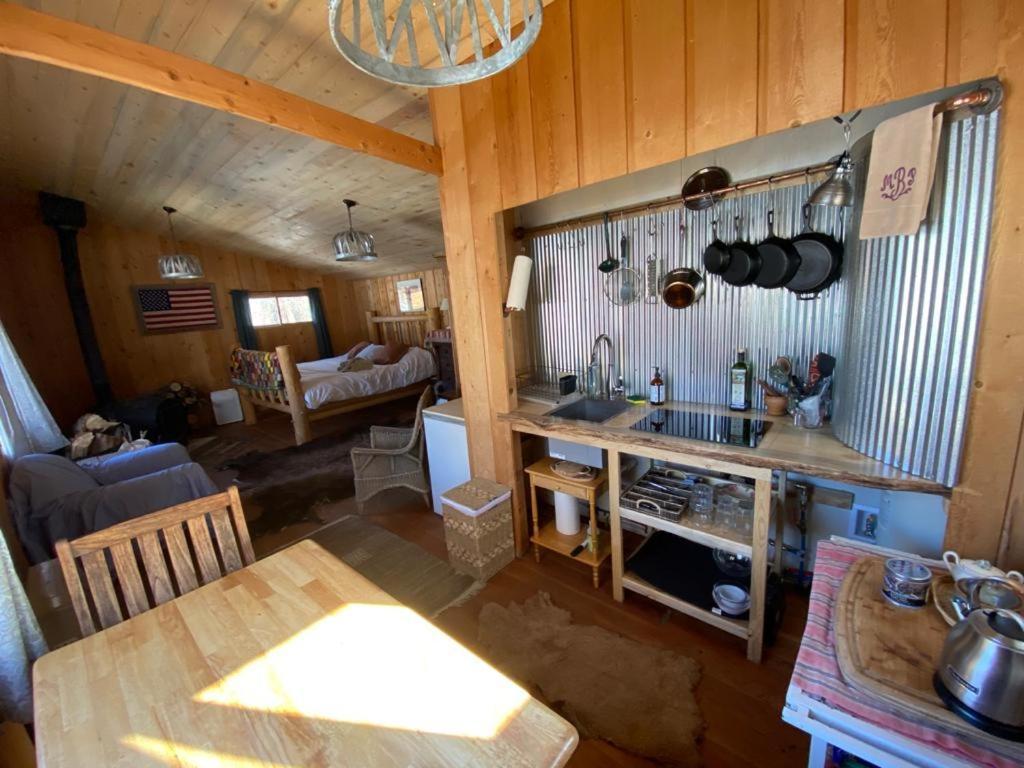 Aubin Sky Lodging At The Yl Ranch Savery Εξωτερικό φωτογραφία