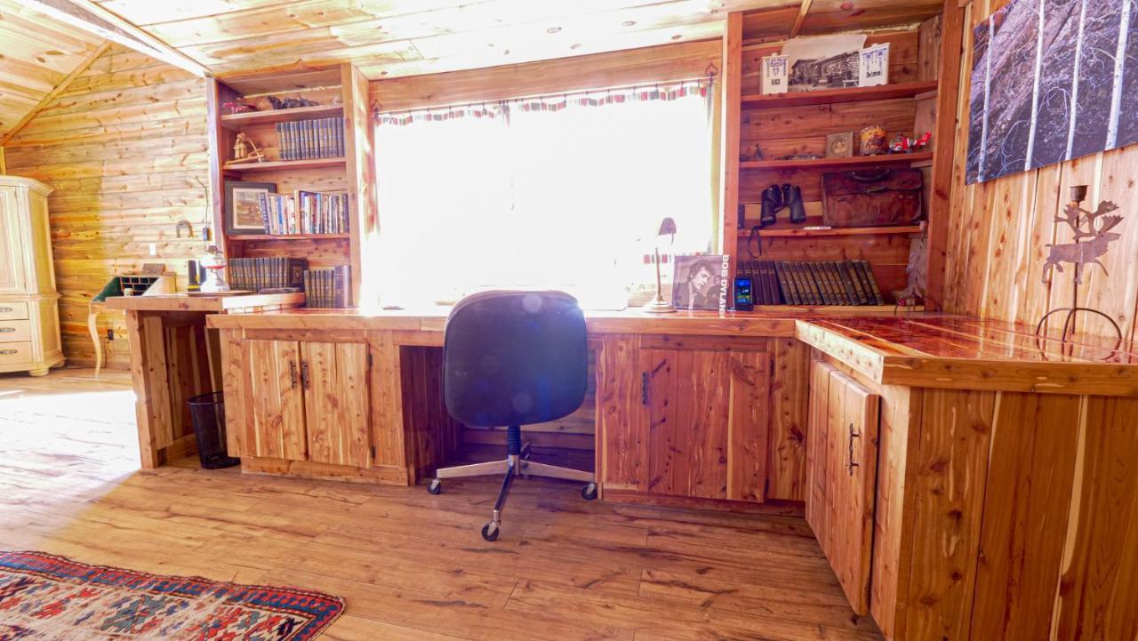 Aubin Sky Lodging At The Yl Ranch Savery Εξωτερικό φωτογραφία